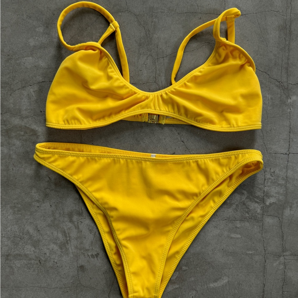 Gooseberry Seaside Small yellow suit